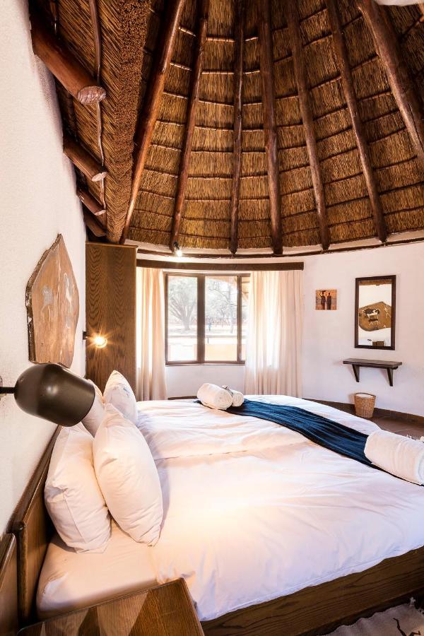 Omaruru Game Lodge Exteriör bild