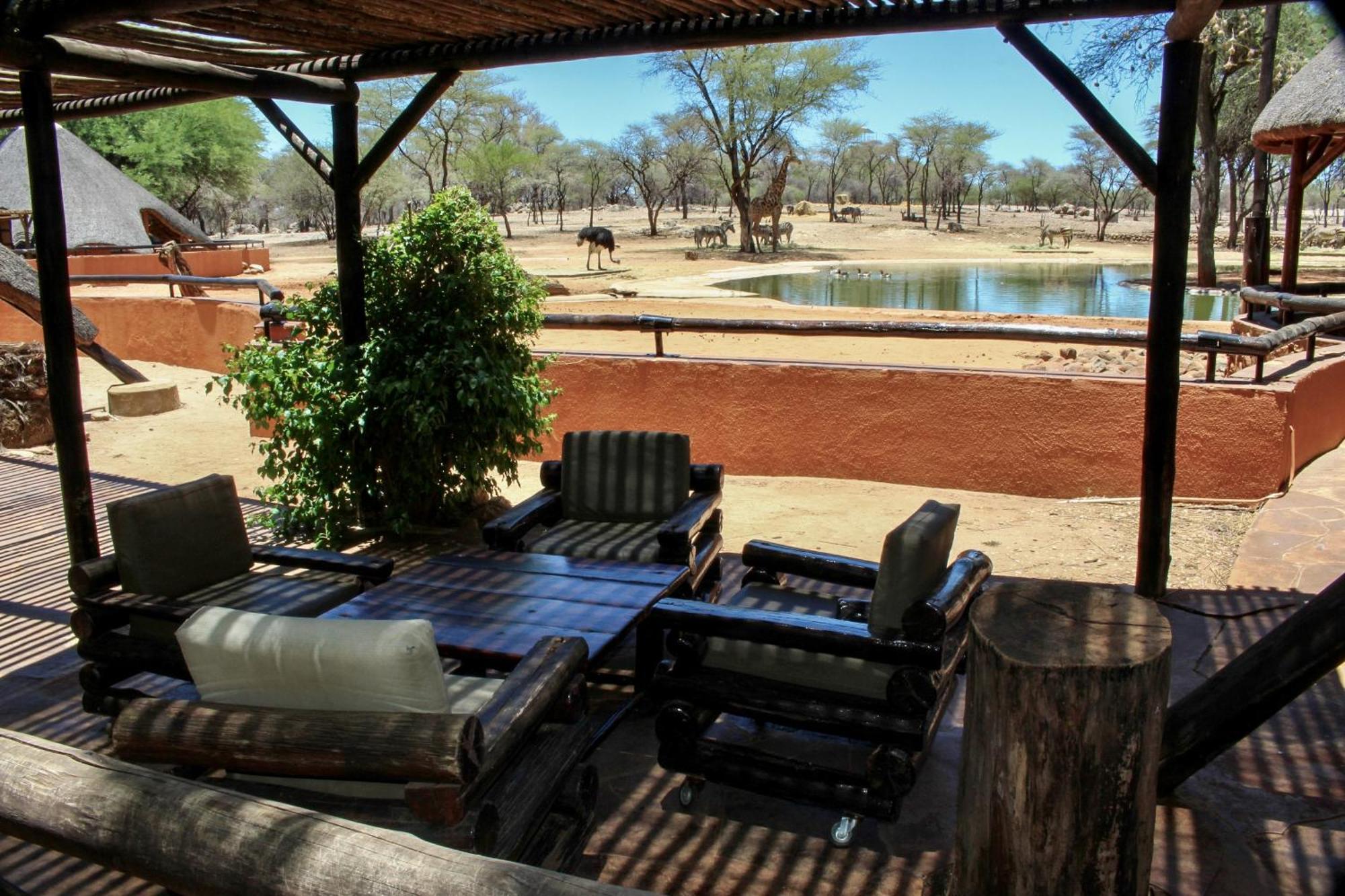 Omaruru Game Lodge Exteriör bild