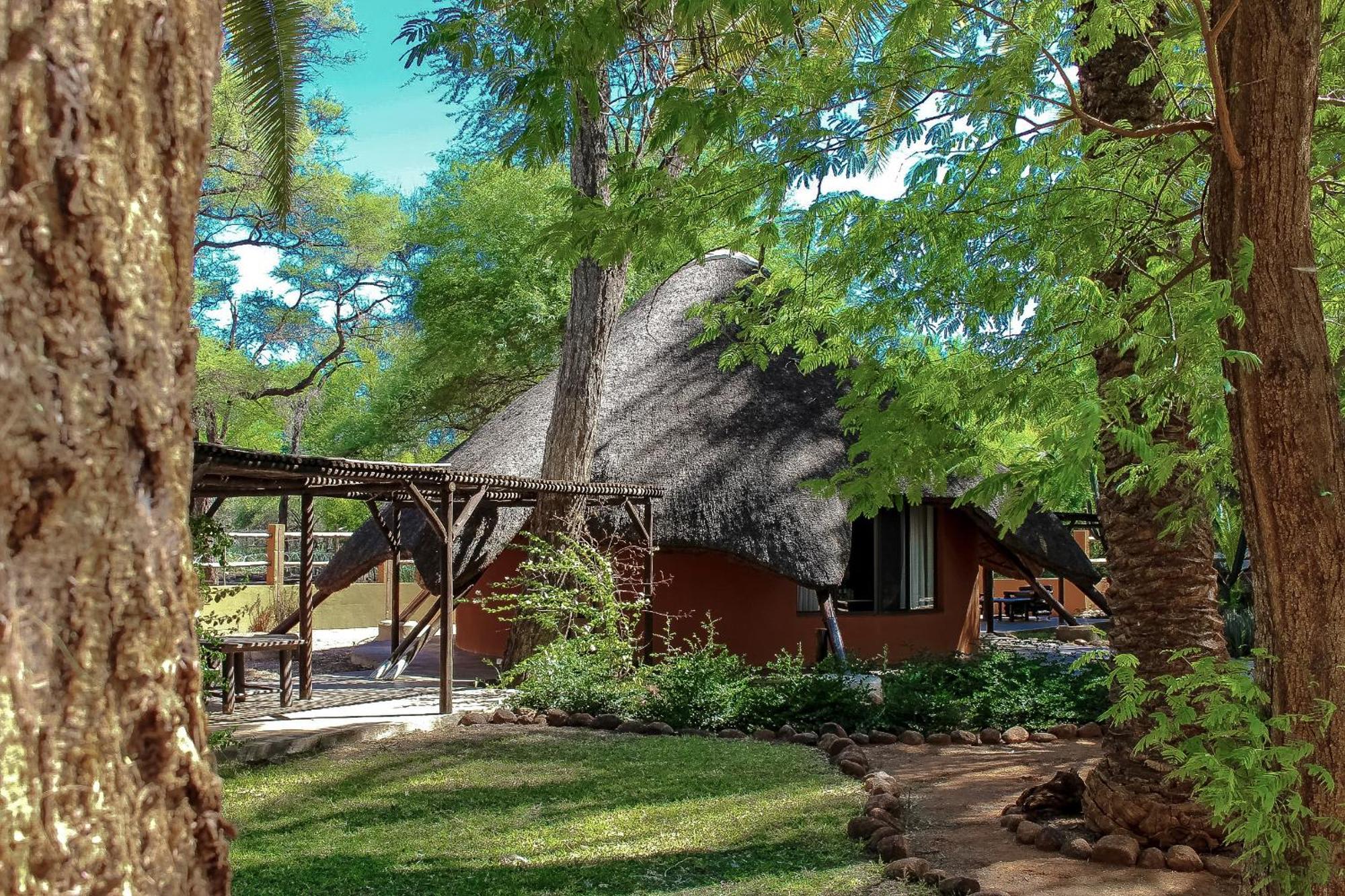 Omaruru Game Lodge Exteriör bild
